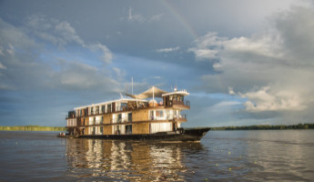 Zafiro Luxury Amazon Cruise