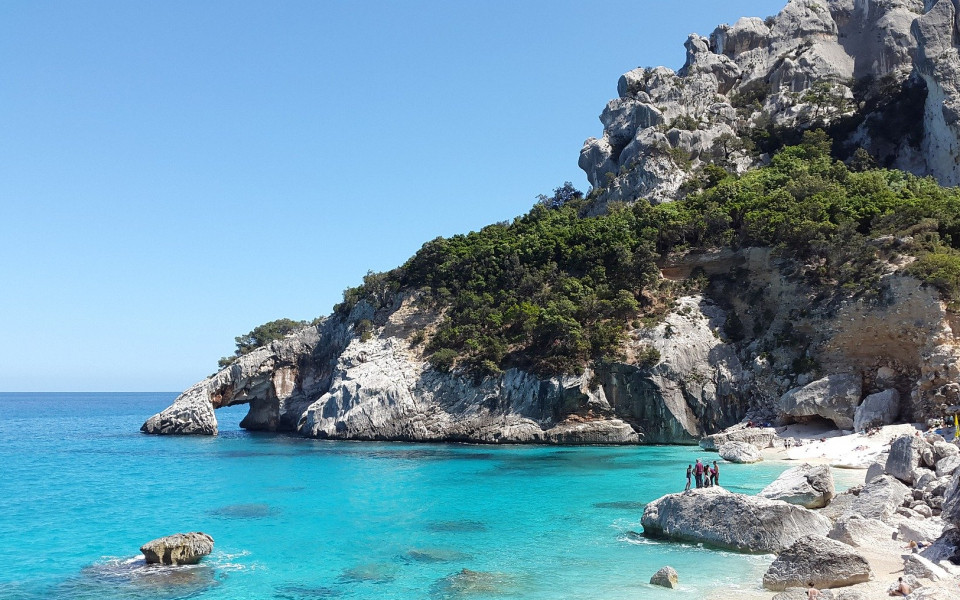 Felsenküste auf Sardinien