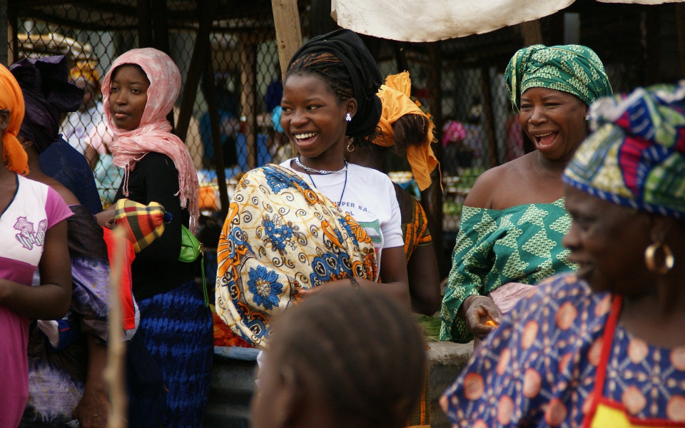 Frauen im Gambia