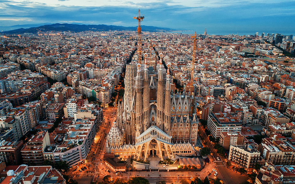 Blick auf Barcelona mit Sagrada Familia